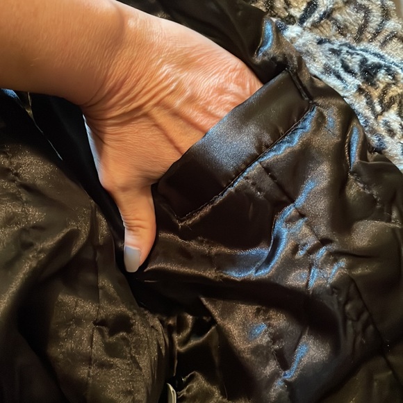 Leather and leopard jacket - Picture 8 of 10